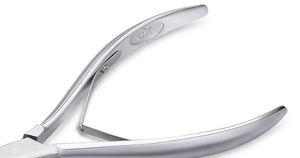 NGHIA OMI AB-202 Cortaúñas Profesional de Lujo, Cortaúñas de Acero Inoxidable de Alta Calidad con Recubrimiento Gris para Manicura y Pedicura - Product Image 4