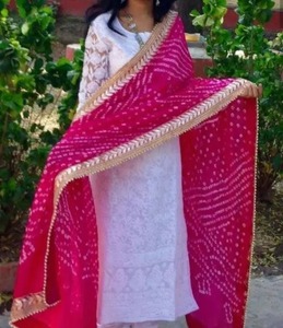 Dupatta de Seda Bandhej con Bordado Gota, Bandhani Chundri, Regalo para Damas de Honor, Odhani Rajasthani, Recuerdos Mahamaham - Product Image 4