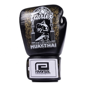 ราคาขายส่ง ถุงมือฝึกมวยไทย Fairtex พิมพ์ลายตามสั่ง OEM ผู้ขายชั้นนำจากปากีสถาน สำหรับการฝึกซ้อมและการต่อสู้คิกบ็อกซิ่ง - Product Image 5