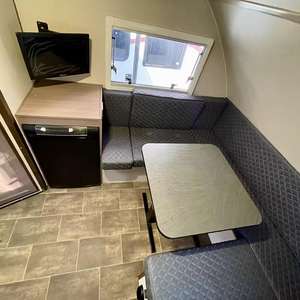 Compre un Remolque de Viaje Todoterreno de Aluminio para 4-6 Personas, Ideal para Campamentos y Autocaravanas, en Venta en Francia - Product Image 2