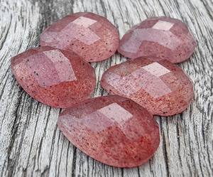 Mayorista Lavira Natural Fresa Cuarzo Cabujón Suelto Forma de pera Rosa Cristal Piedra preciosa Rusia Evaluación de terceros Todos - Product Image 1