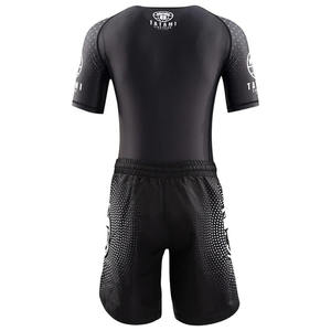 2025 Logo personnalisé à manches courtes MMA et karaté Rashguard Stretch Compression chemise ensembles pour hommes vêtements d'arts martiaux - Product Image 6
