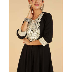 DEEBACO Conjunto coordinado de Kurta Anarkali de algodón sólido con bordado de espejo y Palazzo para mujer, atuendo tradicional para damas - Product Image 2