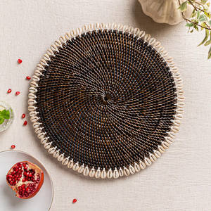 Mantel Individual Redondo de Ratán Marrón Oscuro, Tejido a Mano, Estilo Rústico Vintage, Ecológico, Duradero, Fibra Natural - Product Image 1