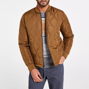 Chaqueta de lluvia cortavientos de utilidad personalizada fabricante al aire libre hombres Otoño Invierno soporte impermeable transpirable chaquetas mejor precio - Product Image 1