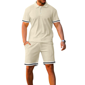 2026 nuevo conjunto de dos piezas de verano de moda 2 polos de poliéster y pantalones cortos conjuntos cortos para hombres - Product Image 3
