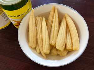 Vente en gros de maïs en conserve pour bébé, meilleure vente de maïs sucré en conserve bébé jeune entier/coupé en gros au Vietnam - Product Image 2