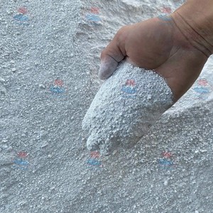 Venta Caliente: Polvo de Cal Blanca con Alto Contenido de Óxido de Calcio (90%), Cal Rápida, Cal Quemada en Trozos para Refinería de Azúcar y Minería - Product Image 1