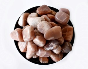 Piedras de Luna Naturales Premium al por Mayor, 1 kg, Piedras Pulidas, Cristales Puros para Sanación, Meditación y Decoración - Product Image 2