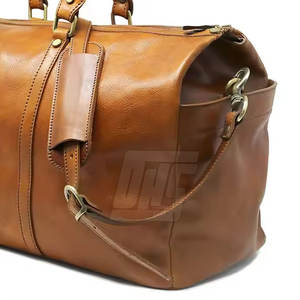 Sac de voyage de grande capacité avec bandoulière réglable pour le sport et les voyages de week-end - Product Image 5