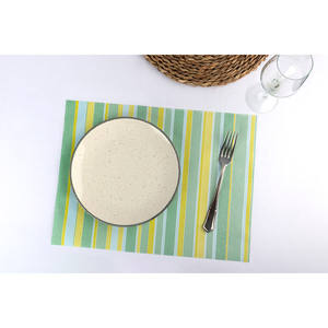 Tovaglioli Verdi 30x40cm con Stampa Linde, Morbidi e Asciutti, 400 Pezzi, B2B - Product Image 1