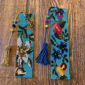 Marcapáginas creativo de cuentas de semillas con opción de nombre personalizado Marcapáginas de cuentas de diseñador con bordado de patrón natural - Product Image 1