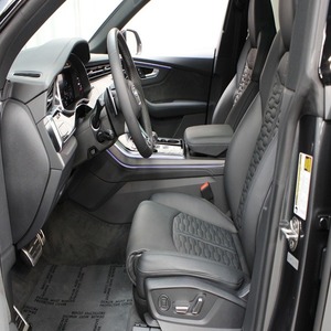 Meilleure Offre Neuf 2023 Luxe Audi RS Q8 4.0T Pack Technologie 4.0L V8 Bi-Turbo 591ch 590lb-pouces Boîte 8 Vitesses - Product Image 4