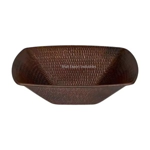 Precios al por mayor Lavabo de mano de cobre en aspecto vintage utilizado para el hogar y hoteles Restaurantes Uso en el baño - Product Image 1