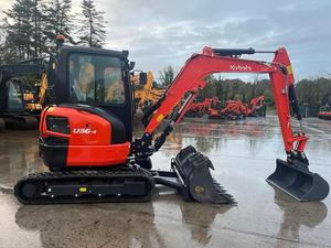 Mejor Suministro para Excavadora de Orugas Kubota U36-4 Roja, Capacidad de Cucharón de 0.03m³, Radio de Giro Corto, Componente Central del Motor - Product Image 4