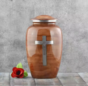 Falah Inter-Urna de cremación de metal fuerte y duradera para mantener las cenizas humanas lejos de los exportadores y fabricantes indios - Product Image 1