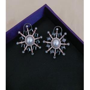 ที่น่าสนใจประกายเงินชุบทองเหลือง Zircon โบราณเสร็จสิ้นต่างหู-เครื่องประดับของขวัญอินเทรนด์สำหรับผู้หญิง - Product Image 1