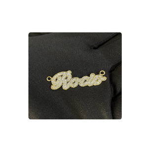 Colgante de diamante natural de nuevo diseño, oro de 10 quilates con Joyería de diamantes de regalo de pureza a la venta - Product Image 4