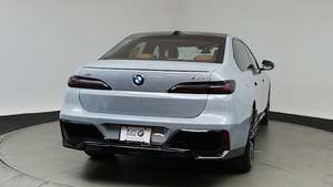 BMW Serie 7 740i xDrive AWD 4D Sedán 2024 en Perfectas Condiciones - Product Image 4