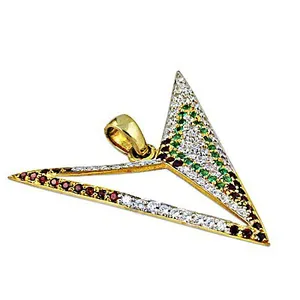 Collier pendentif triangle géométrique avec zircon cubique serti pavé, alliage plaqué or, unisexe, tendance, à porter au quotidien - Product Image 1