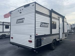 รถบ้านเคลื่อนที่หรูหรา 4x4 รุ่นใหม่ปี 2025 Keystone C-o-l-e-m-a-n 17R สำหรับขาย - Product Image 3