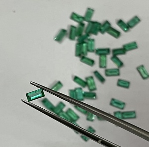 Émeraude naturelle de qualité supérieure du Zambie, taille baguette 3x5 mm, lot de pierres vertes vives - Product Image 2