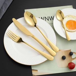 Ensemble de couverts simples en acier inoxydable doré pour les fêtes de mariage à usage quotidien et les paramètres de table élégants Utilisation durable des couverts - Product Image 1