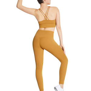 Conjunto de Yoga para Mujer, Elegante y Personalizado, de Primera Calidad, con Patrón Sólido y Logotipo Frontal, 2 Piezas, Secado Rápido, Transpirable, Superventas - Product Image 2