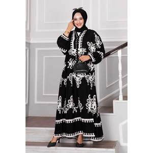Robe Hijab en Viscose à Motifs Rivière Noir - Product Image 6