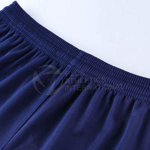 Ensemble de maillots de football pour équipes de jeunes avec tissu polyester respirant et uniforme de football de performance graphique personnalisé - Product Image 6