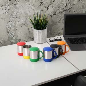 Tasse à café professionnelle en acier inoxydable double paroi anti-brûlure avec base et poignée en plastique, vente en gros d'usine, personnalisable - Product Image 1