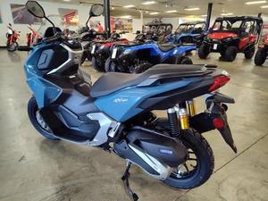 NEATLYUSED - Scooter et <span class=keywords><strong>Moto</strong></span> <span class=keywords><strong>Honda</strong></span> ADV160 2025 - Product Image 2