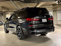 Véhicules d'occasion de luxe entièrement équipés, BMW X7 xDrive40i Sport Utility 4D SUV 2022, prêts à être expédiés dans le monde entier