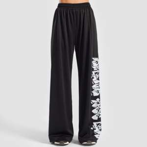 Pantalon cargo SprayStroke 100% coton noir, taille élastique, logo personnalisable, fermeture éclair, teinture artisanale, vêtements de travail, tailles XL à 6XL - Product Image 3