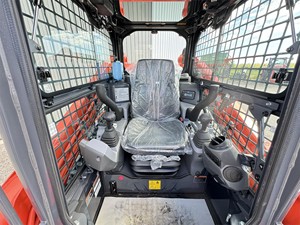 รถตักล้อยางตีนตะขาบ KUBOTA SVL97-2 ใหม่ เครื่องจักรก่อสร้าง กำลังเครื่องยนต์ 96.4 แรงม้า มินิโหลดเดอร์ ขาย - Product Image 5