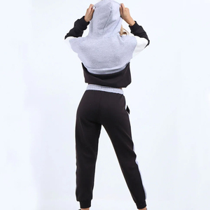 Top Design 100% Cotton Hot Sale Customized Tracksuit for Women s Loose Fit Soft <b>Tech</b> Casual Wear For Women - Product Image 6