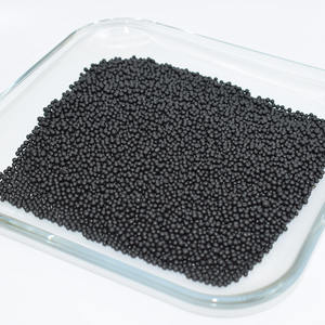 Gránulos de fertilizante negro enriquecido con ácido húmico para el crecimiento de las raíces Porosidad del suelo y retención de agua - Product Image 4
