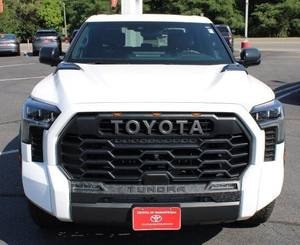 4WD แท็บแลต2024โตโยต้าทุนดราไฮบริด TRD PRO HV crewmax พร้อมล้ออัลลอยด์บลูทูธที่นั่งผ้าบลูทูธเริ่มต้นระยะไกล - Product Image 1