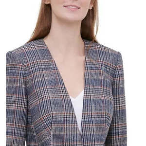 Blazer da Donna Calvin Klein in Tweed a Quadri Marrone, Taglia 14, con Bottoni e Decorazioni Ricamate, Motivo Intrecciato - Product Image 2