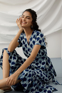 Hot Selling Women's Casual Maxi <b>Dress</b> Trendy Button <b>Elastic</b> Empire Waist Drawstring Standard V-Neck Flounce Sleeves Patterns - Product Image 3