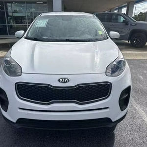 Usado 2017 KIA SORENTOO - Product Image 1