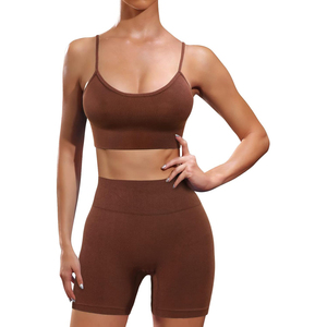 Conjunto de yoga sin costuras para mujer Leggings de cintura alta y Top corto Gymwear Traje de yoga sin costuras de 2 piezas Pantalones cortos de entrenamiento y conjunto de Sujetador deportivo - Product Image 6