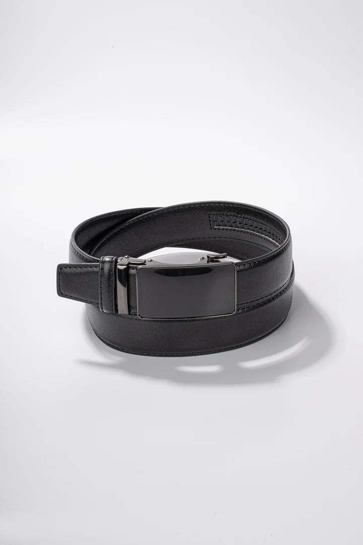 สีดำแบน