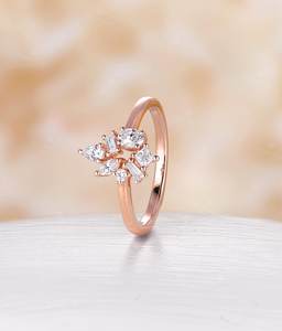 Anillo de Compromiso Delicado con Diamante Cultivado en Laboratorio de Múltiples Formas, Oro Sólido de 14K, Joyería Fina para Regalo de Aniversario o Fiesta para Parejas - Product Image 3