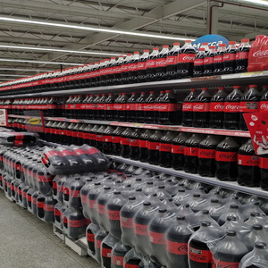 Coca Cola Sabor Original, Botellas PET de 1L, Paquete de 72 Unidades, Palet Completo para Distribuidores a Gran Escala y Compradores de Cadenas de Supermercados - Product Image 1