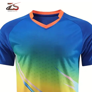 Ropa deportiva de manga corta, buen vendedor, producto transpirable, nombre de equipo personalizado, estampado de logotipo, uniformes de fútbol fabricados en Pakistán - Product Image 2