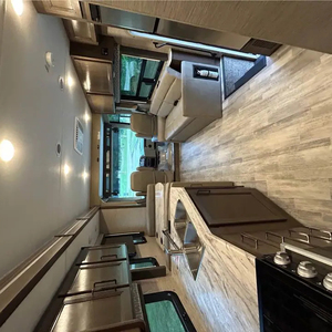 Autocaravana Familiar de Lujo Fairly Th o A30 Freedom Traveler, Modelo 2022, Emisión Euro 5, Capacidad para 4-6 Personas, Acrílico Blanco - Product Image 3