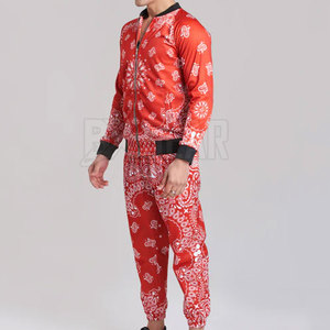 Ensemble de survêtement à sublimation respirant pour homme avec coupe moderne et tissu extensible pour un confort et un style toute la journée - Product Image 1