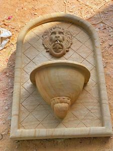 Fuente de Pared con Cascada Personalizada de Granito Natural para Exterior con Elemento de Mármol - Product Image 3