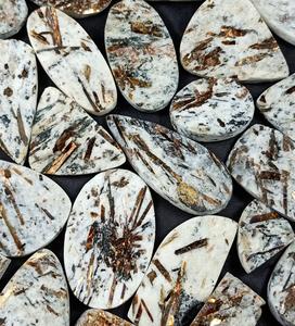 Cabochon en astrophyllite naturelle drusée polie, blanc doré, pierre précieuse en vrac pour la fabrication de bijoux - Product Image 1